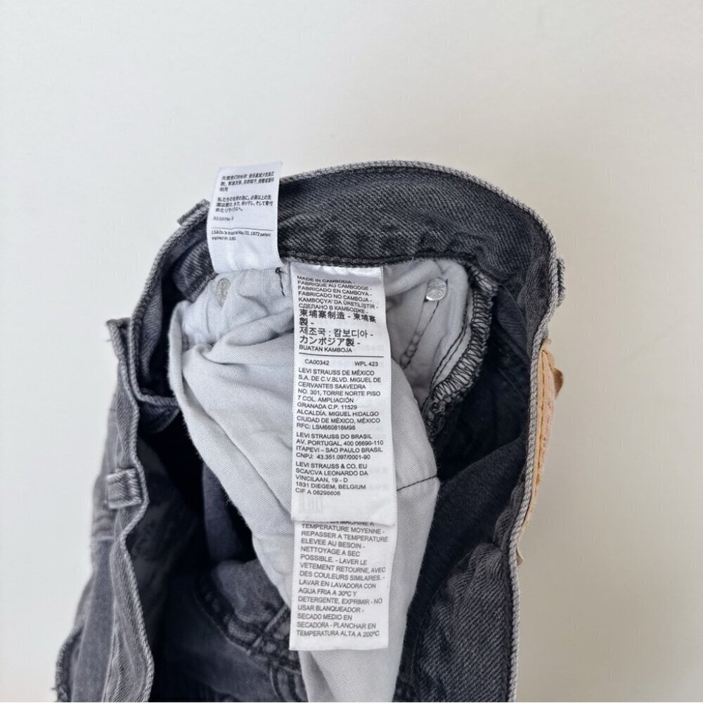 Levi's Womens 25 501 Crop Raw Hem Gray Wash Jeans - Picture 9 of 15